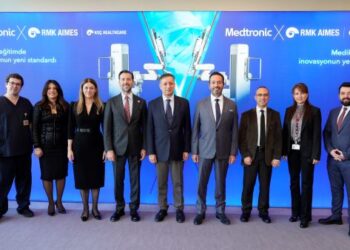 Medtronic, Koç Üniversitesi Hastanesi ve RMK AIMES Robotik Asiste Cerrahi Alanındaki İş Birliği İmzaladı