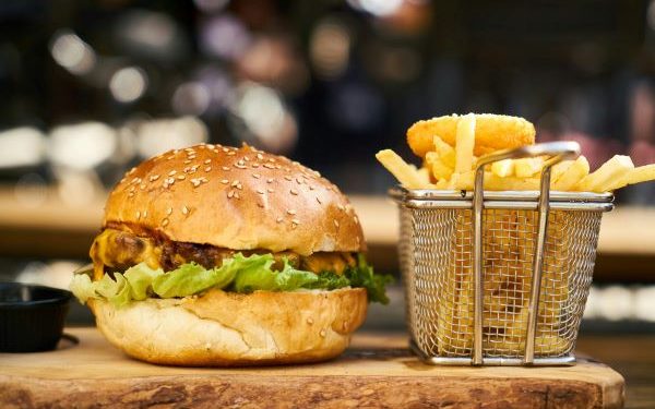 Pluxee, 2024’ün Çalışan Tercihlerini Açıkladı: Türkiye’nin Seçimi Fast Food Oldu