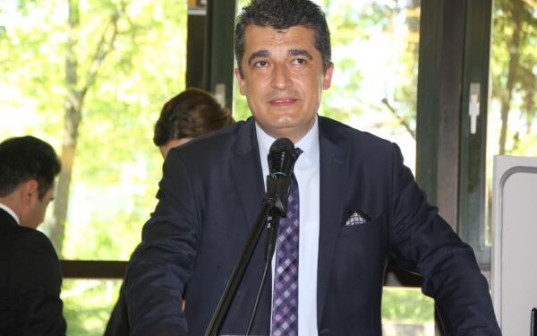 Türkiye’nin Rönesansını Y ve Z Kuşağı Başlatacak