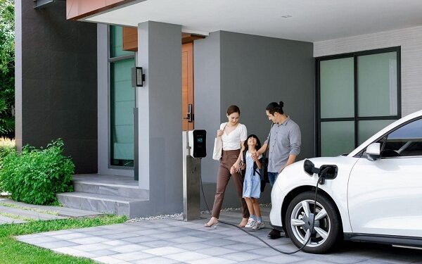 Elektrikli Aracı Evde Şarj Eden SKTT ile Çarpılacak