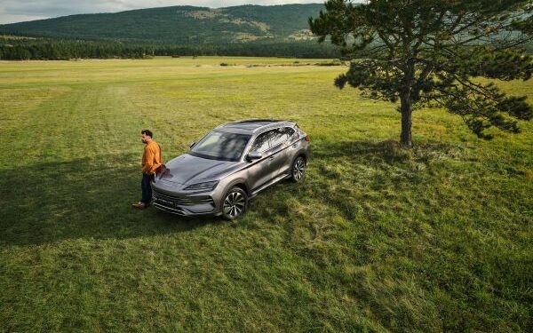 BYD Seal U DM-i’nin Dört Tekerlekten Çekişli Versiyonu Türkiye’de Satışa Sunuluyor