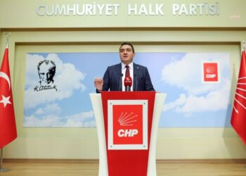 Karasu : “Çöken, İletişim Kadar Sizin Rant Odaklı Sisteminizdir”