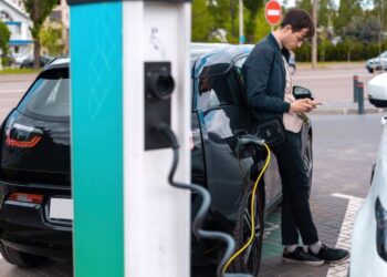 “Elektrikli Aracı Şarj Eden Enerji de Temiz Olmalı”