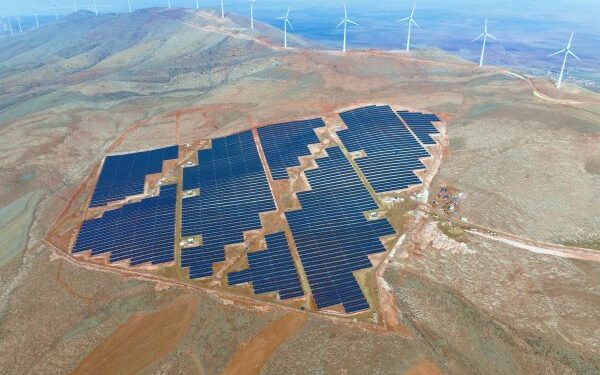 Polat Enerji, Geycek RES’e Hibrit GES Kurulumunu Tamamladı