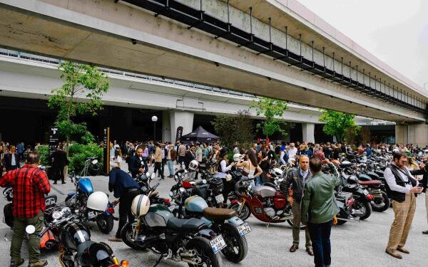Centilmen Sürücüler İstanbul Sokaklarında
