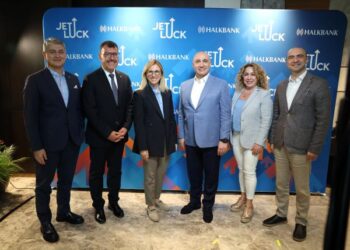 Halkbank Jet Luck Yarışmasında, Fikirlerini 50 Saniyede Asansörde Anlattılar