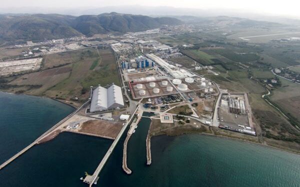Aksa Akrilik, Enerji İş Birimi’ni Akset Enerji Çatısı Altında Topladı
