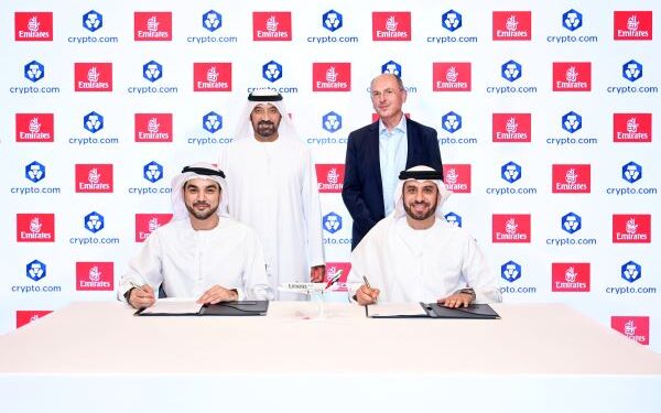 Emirates, Ödeme için Crypto.com ile Bir Mutabakat Anlaşması İmzaladı