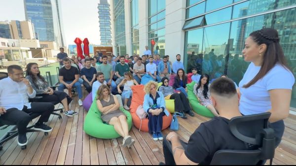 Kolaysoft Teknoloji’den Çalışanlarına Postür ve Sağlıklı Yaşam Eğitimi