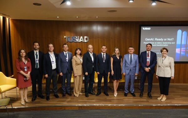 TÜSİAD “Üretken Yapay Zekaya Hazır Olmak: Yetenek, Liderlik ve Kültürel Dönüşüme Dair Perspektifler” Raporunu Tanıttı