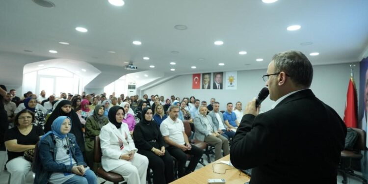 AK Parti İstanbul’dan Sosyal Medya Eğitimi