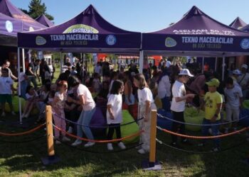 ASELSAN’ın “Tekno Macera Tırı” Çocukları Bilim ve Teknolojiyle Buluşturuyor