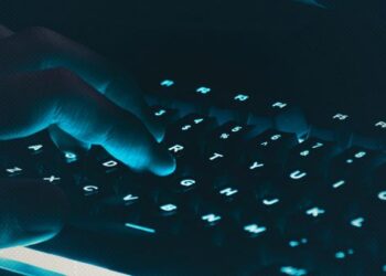 İnternet’te Asla Güvenme, Her Zaman Doğrula