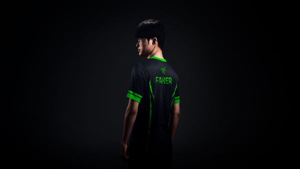 Razer ve Faker İşbirliğiyle “Unkillable Demon King” Temalı Özel Mouse Mat Çıktı
