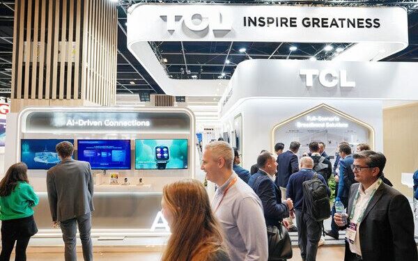 TCL, Yapay Zekâ Destekli Geniş Bant Çözümlerini ve Yeni Ürünlerini Tanıttı