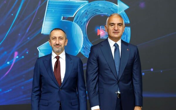 Türk Telekom’dan Sanatın Kalbi AKM’de 5G Deneyimi