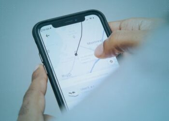 Uber ve Diğer Uygulamalar Nerede Olduğunuzu Nasıl Biliyor?