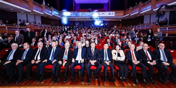 Başkan Tugay Sürprizi Açıkladı: Başkanlık İnovasyon Fonu Kuruluyor