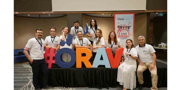 ÖRAV’dan Yüzbinlerce Öğretmene Mesleki ve Kişisel Gelişim Desteği