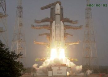 AST SpaceMobile, Uydudan Telefon-İnterneti İçin En Büyük Uydusunu Fırlattı, SpaceX’e Rakip Haline Geliyor