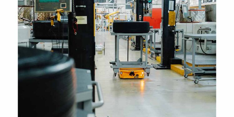 Continental’den Üretim Sürekliliği İçin Akıllı Adım: Otonom Robotlarla Lastik Üretimi Optimizasyonu