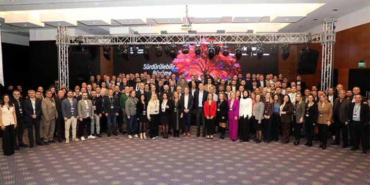 Legrand Türkiye Grubu Geleneksel Bayi Toplantısında İş Ortaklarıyla Buluştu