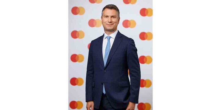 Mastercard Doğu Avrupa Müşteri Çözümleri Merkezi Liderliği Görevine Kutay Ak Getirildi