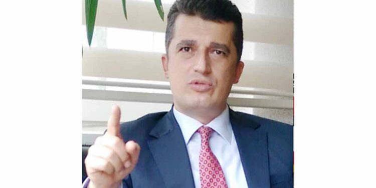 Eğitimde Kast Sistemi Başladı: Fakirin Çocuğu ‘Zombi’, Zenginin Çocuğu ‘Efendi’ Yetiştiriliyor