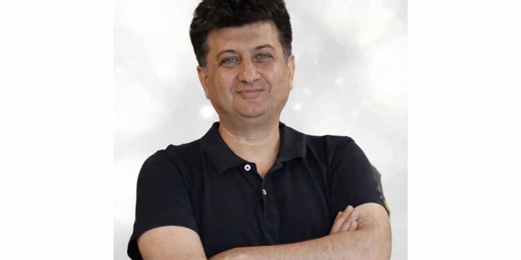 Yapay Zekâ Meslekleri Yok Etmiyor, Yeniden Şekillendiriyor