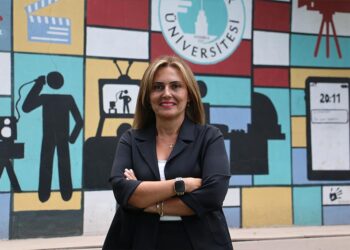Dijital Dünyada da İnsan Kalmayı Öğrenmemiz Gerekiyor