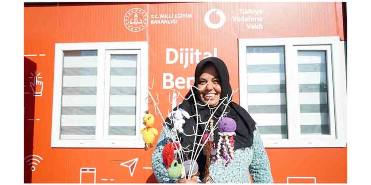 “Dijital Benim İşim” Projesiyle 61 Binden Fazla Kadın Kursiyere Ulaşıldı