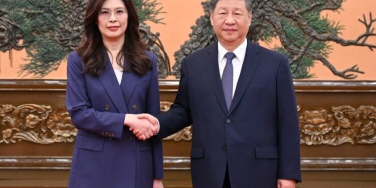 Tayvan Partisi Kuomintang Liderinin Çin Ziyareti Ne Anlama Geliyor?