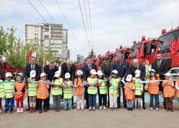 Yangınla Mücadelede Kara Gücüne 101 Yeni Araç Eklendi