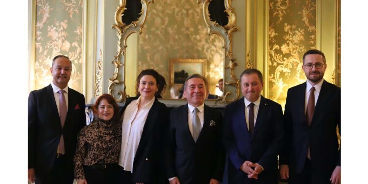 10 Türk Teknoloji Girişimi Hollanda Ekosistemiyle Bir Araya Geldi