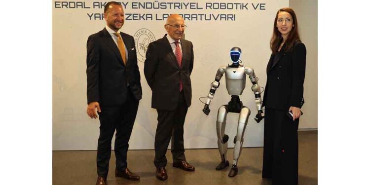 Aksoy Holding Ve İTÜ’den Örnek İş Birliği: Erdal Aksoy Endüstriyel Robotik Ve Yapay Zekâ Laboratuvarı Açıldı