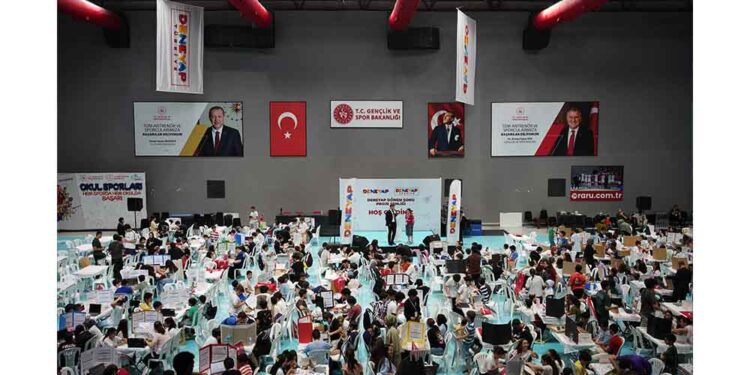 Milli Teknoloji Hamlesi’nin Genç Temsilcileri Uzay Yaşamını Tasarlıyor