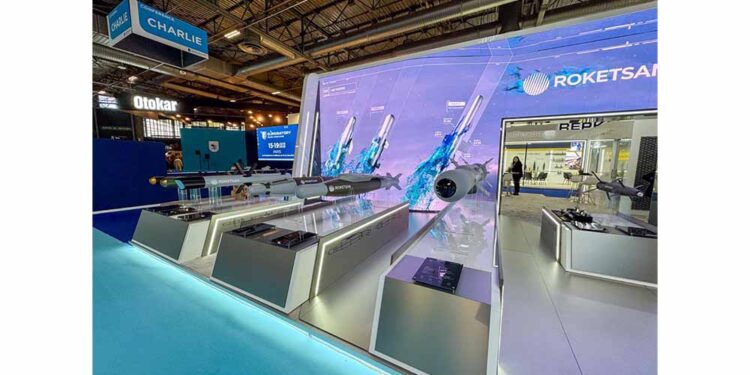 ROKETSAN, İleri Teknoloji Savunma Sistemleriyle Paris’te Sahneye Çıktı