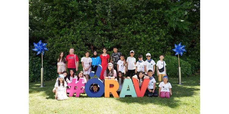 Geleceğin Liderleri Sosyal ve Finansal Sorunlara Meydan Okuyor: 5 Taş Çözüm Kampı Finalistleri İstanbul’da Buluştu