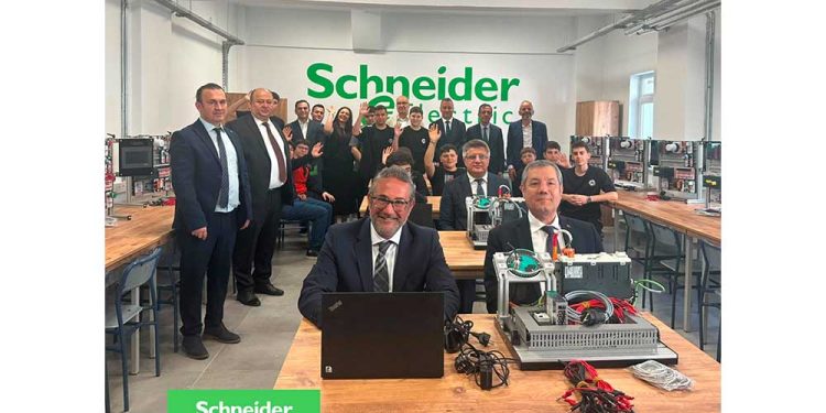 Schneider Electric’ten Geleceğe Yatırım: Samsun’daki Yeni Nesil PLC ve Otomasyon Laboratuvarı Törenle Hizmete Açıldı