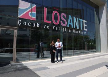 TCL Electronics Türkiye Genel Müdürü Ve LÖSEV Kurucu Başkanı Çocuklar İçin Bir Araya Geldi
